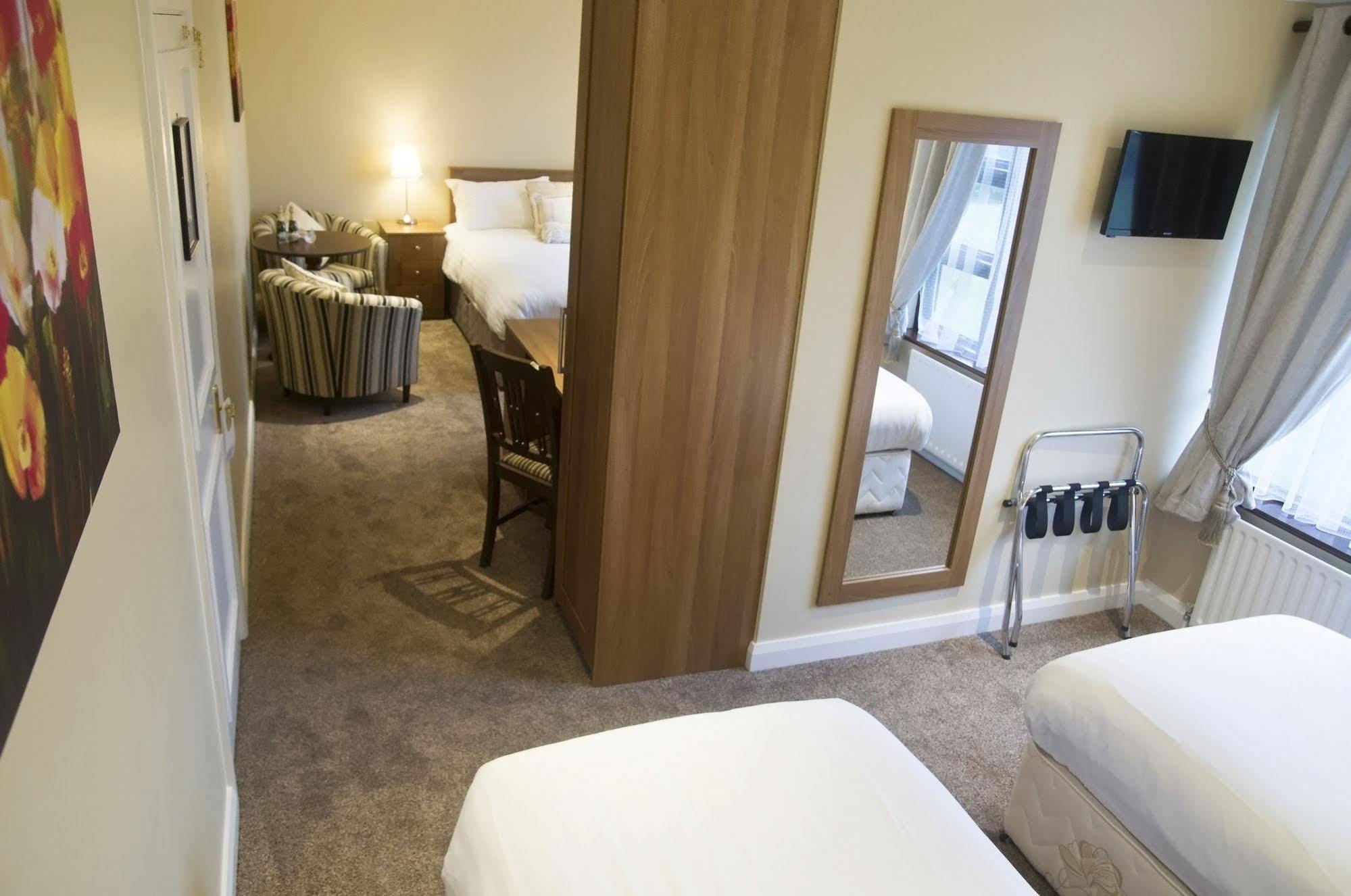Hillview Self Catering Leilighet Lusk Eksteriør bilde