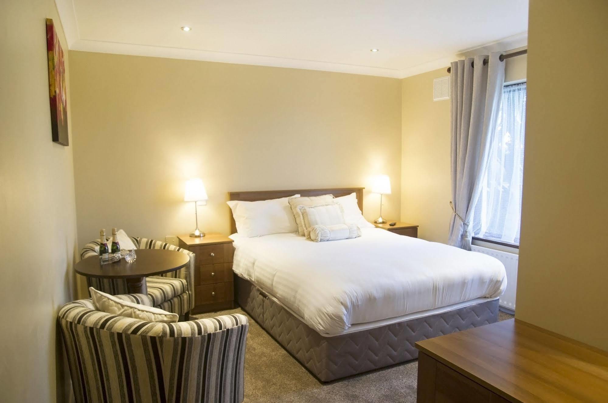 Hillview Self Catering Leilighet Lusk Eksteriør bilde