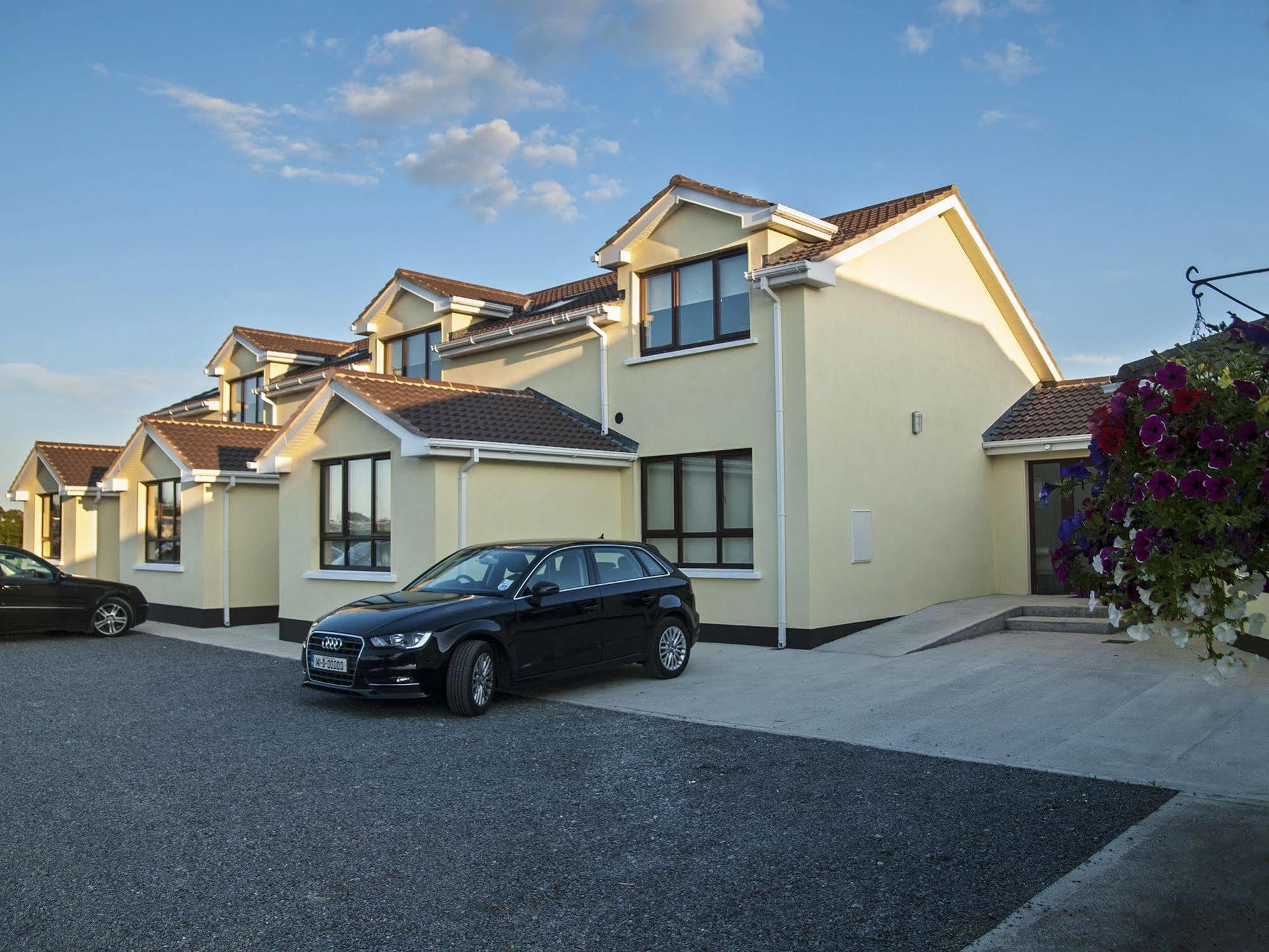 Hillview Self Catering Leilighet Lusk Eksteriør bilde